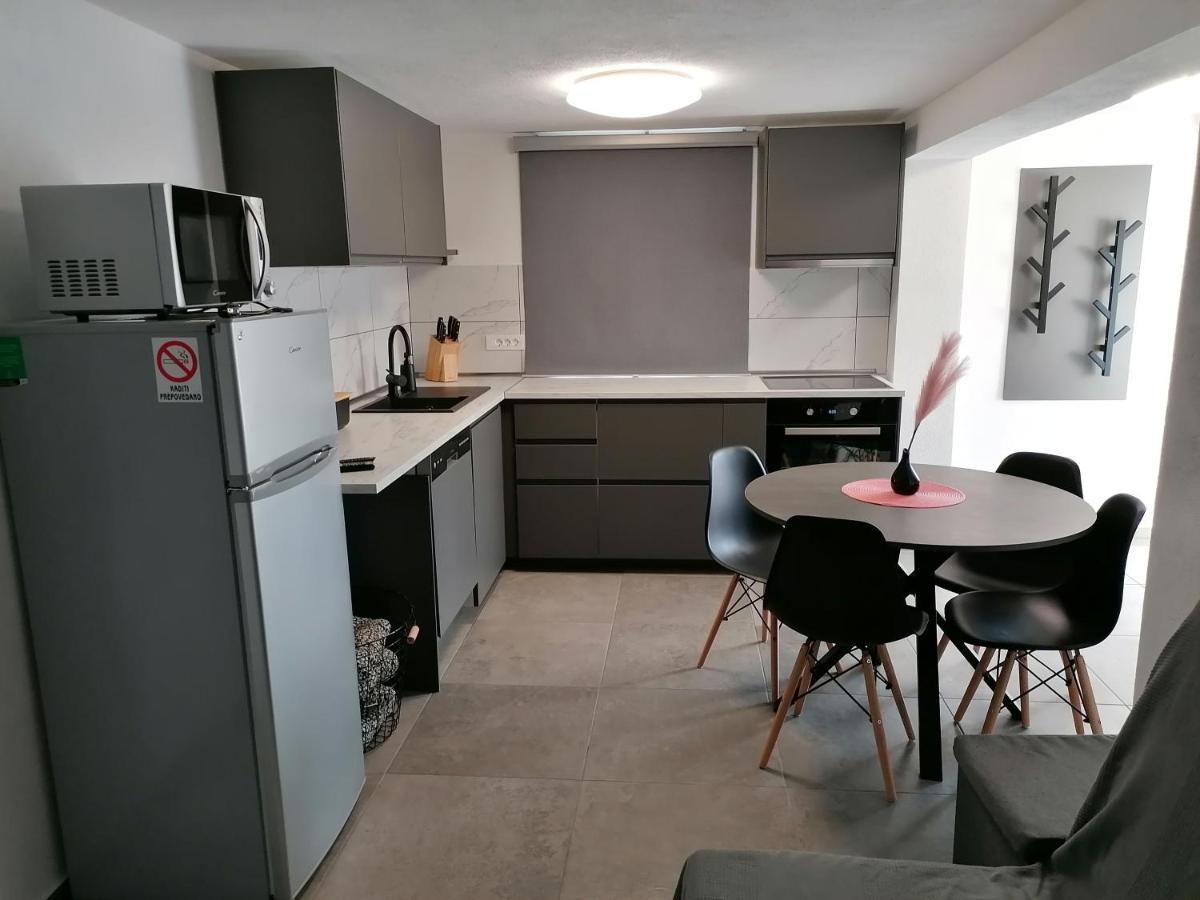 Apartma Pr Urarj Kobarid Eksteriør billede